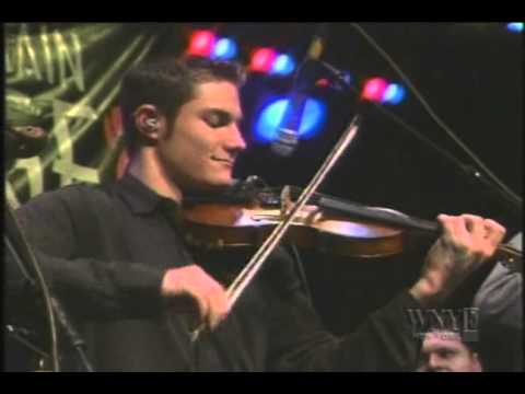 Ricky Skaggs & Kentucky Thunder - Amanda Jewell w.Clay Hess on guitar