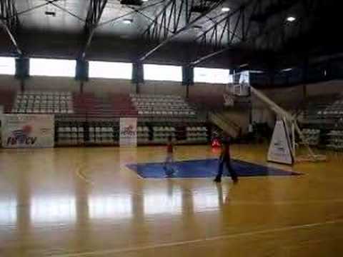 Jorge, la Perla Blanca de Escolapias Basket Valencia