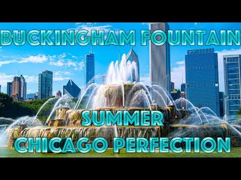 Buckingham Fountain Chicago Summer 4K