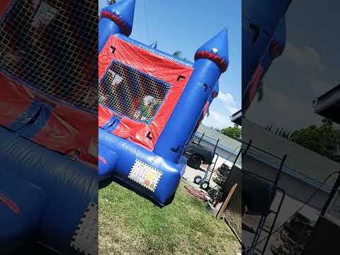 11x11 castillo  azuly rojo