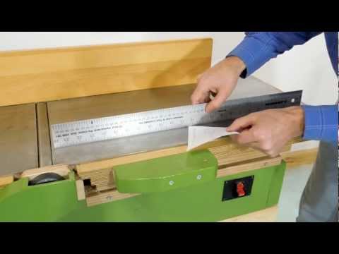 Checking the jointer for accuracy