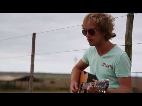 (KRIEK KRIEK) Deon Meiring – Goeie more
