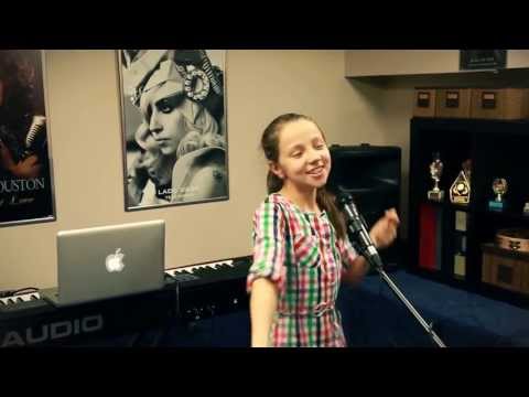 Живой звук.Прекрасное исполнение.Aretha Franklin-Think (cover by SONYA) video thumbnail