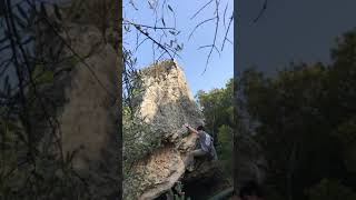Video thumbnail of El Commander, 6c. Cerro Muriano