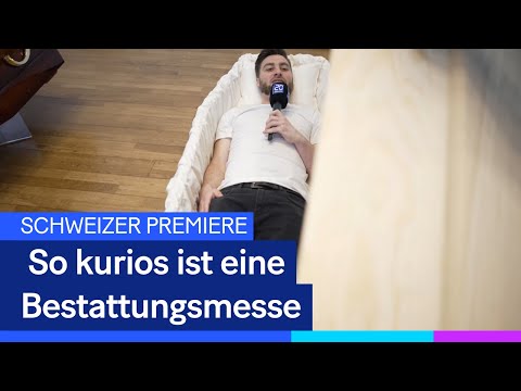 Probeliegen in einem Sarg – so kurios ist eine Bestattungsmesse