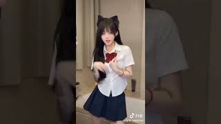 Download lagu Gambare Gambare senpai dance in Beautiful girl #tiktok #shorts #gambare #viral #youtubeshorts mp3