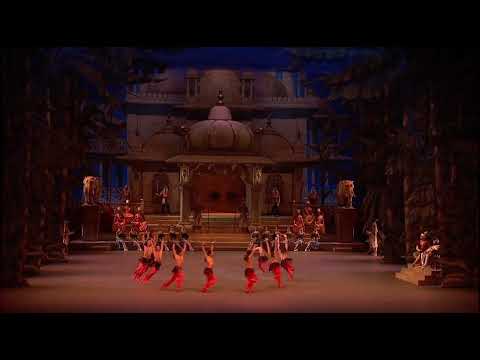 LA BAYADÈRE - Dance with Drum (Bruna Gaglianone, George Gusev & Denis Savin - Bolshoi Ballet)