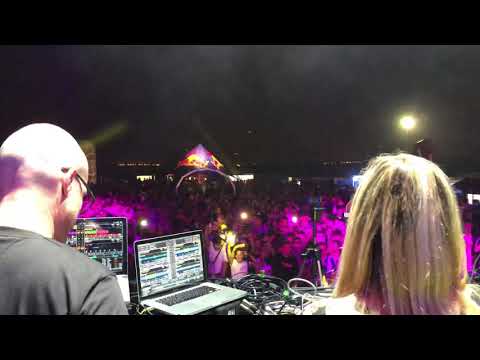 Carlos Manaça B2B Miss Sheila at Sound Waves 2018 PT4 (Loosing Your Mind)