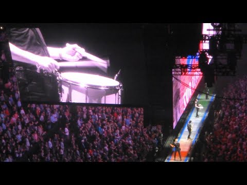 U2 eXPERIENCE + iNNOCENCE Tour - Sunday Bloody Sunday