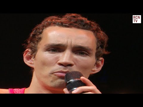 Robert Sheehan On The Umbrella Academy Season 3 Awkward Filming