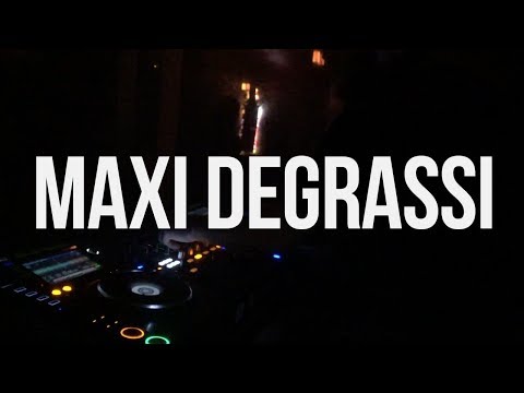MAXI DEGRASSI @ HOOKING: 08/02/2019