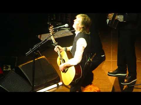 Michelle - Paul McCartney (Montreal 2025 2nd night)