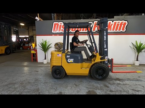 CATERPILLAR GP25 5,000lb LP (Propane) #1685 - Forklift For Sale