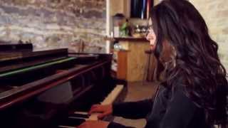 Yael Naim - Coward (acoustic) | Småll Sessions