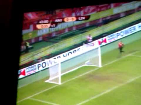 Lacina Traore's skillful goal