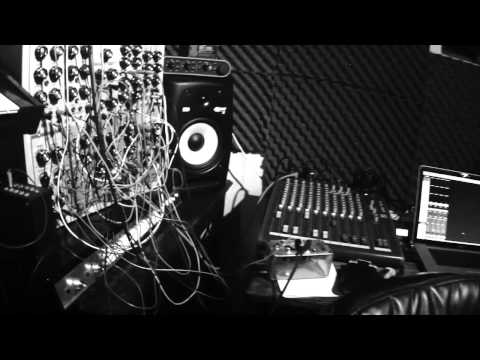 Dr Monstro - Cuates del Niño Jesus