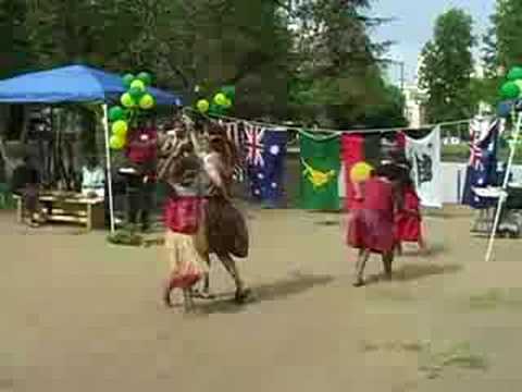 IndidjDance with Ryka Ali Perfrom the Emu Dance