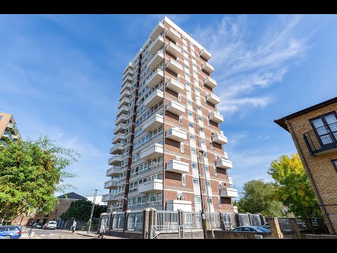 One bed apartment with balcony on Carr Street in Mile End