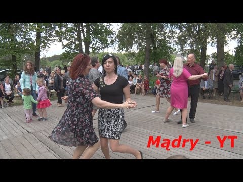 Skoczna POLKA - Młode tancerki szaleją na dechach ! Zabawa w Strychu - 2019 r.