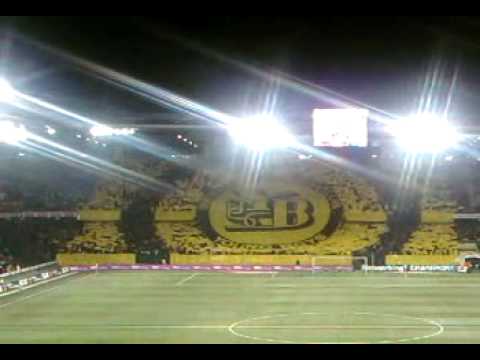 YB-FCZ 23.9.2009: YB Fan-Choreo + FCZ Pyro-Aktion