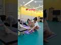 CHINE VS FRANCE LES ÉTIREMENTS POUR LE GRAND ÉCART Gym Souplesse