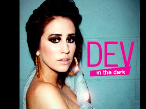 Dev feat. Flo Rida - In The Dark (Remix)