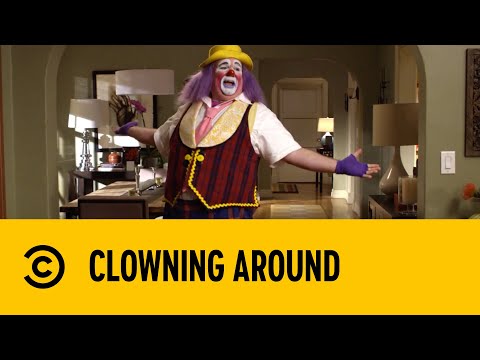 Clowning Around | Modern Family | Comedy Central Africa