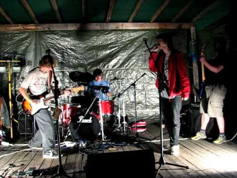 Crimson Waste - Collapsing (LIVE)