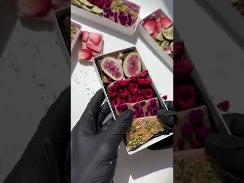 True fruit with chocolate 🍫