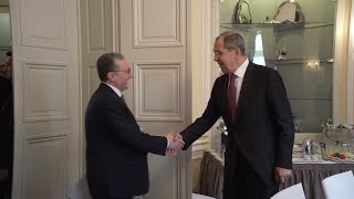 Rencontre entre Zohrab Mnatsakanyan et Sergueï Lavrov