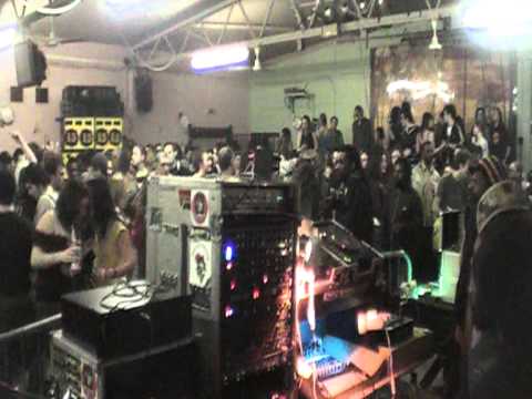 Iration Steppas - General ft. Michael Rose @ the West Indian Centre, Leeds (2006)