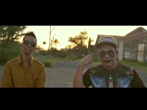 SPECIMEN FAMILY FEAT DESTINY '' SA PART EN COUILLE '' [#SEYMYUREAL]