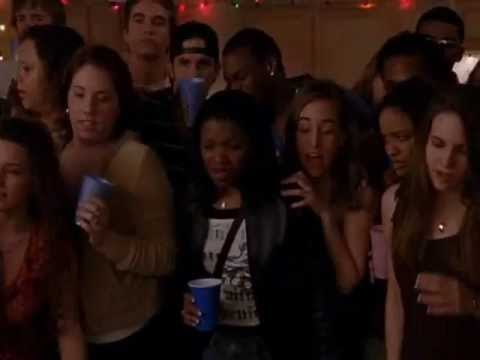 One Tree Hill - 120 - La Bagarre de Peyton & Nicki - [Lk49]