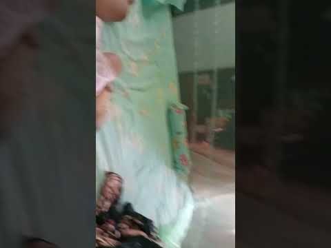 Munif Maimun observing her Mother hair combing @SoniaShakil