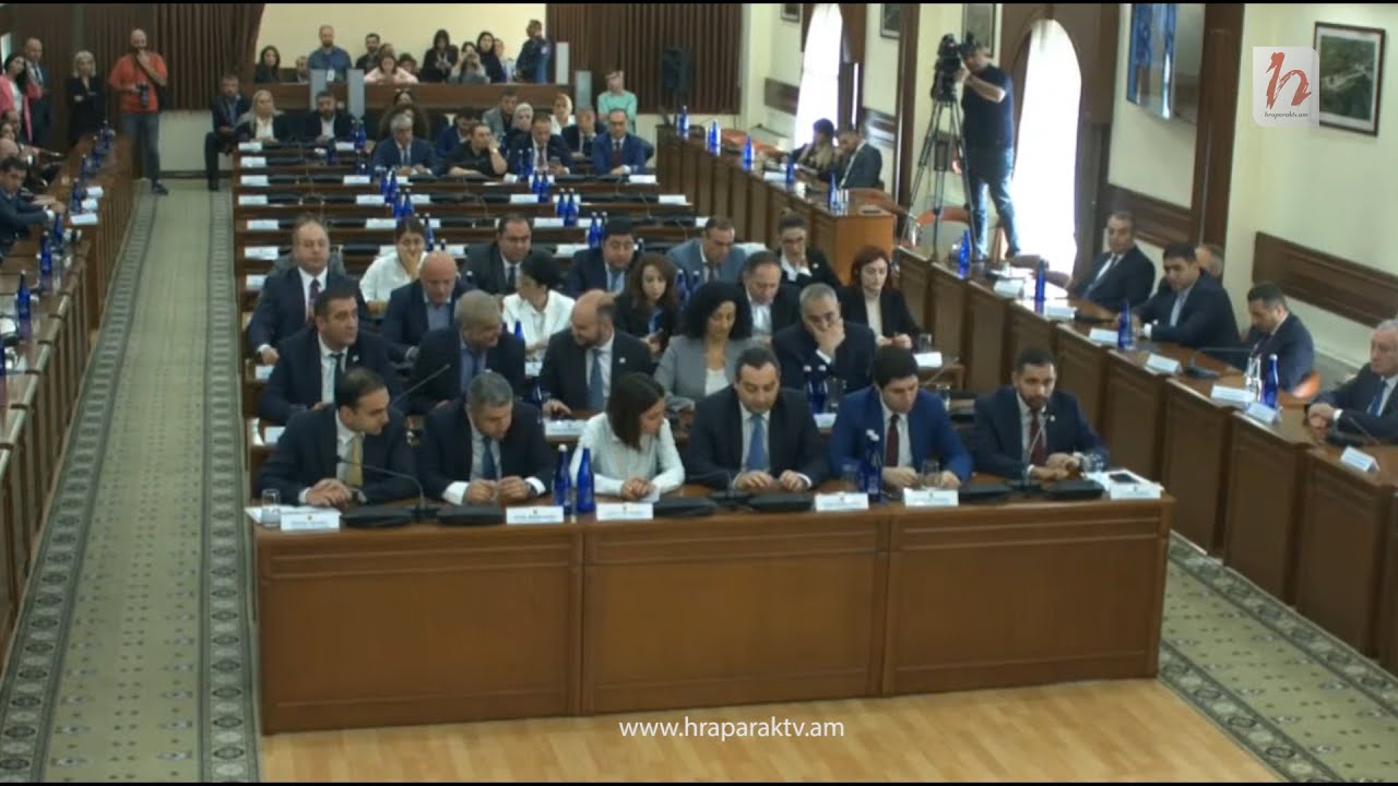 Կադրային «ռակիրովկաներ»՝ քաղաքապետարանում