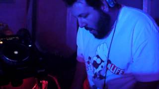 DJ FASHEN w/ THEE MIKE B - TICEY - LIVE @ FINAL BANANA SPLIT 11.1.09