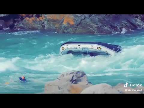 raft flip in golf course rapid 🚣🚣🚣🚣
