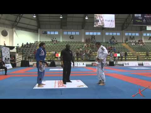 ABU DHABI PRO GRAMADO - Tarsis Humphreys x Alexandro Ceconi by X-COMBAT