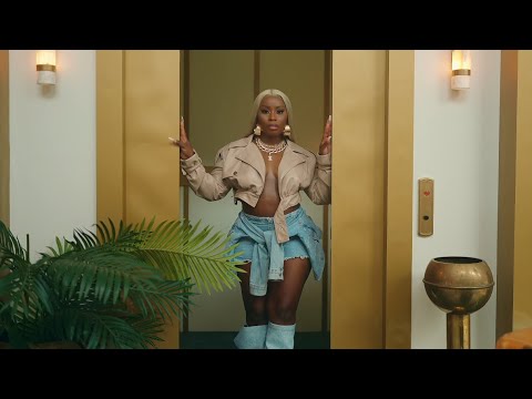 Isemylee - Bad With Me (Official Music Video)