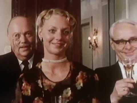 Blut + Ehre · Teil 4 · Denn die Fahne ist mehr als der Tod