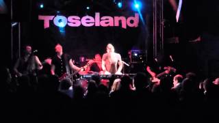 Toseland performing "Renegade" @ Newcastle Academy 2...Monday April 7th 2014