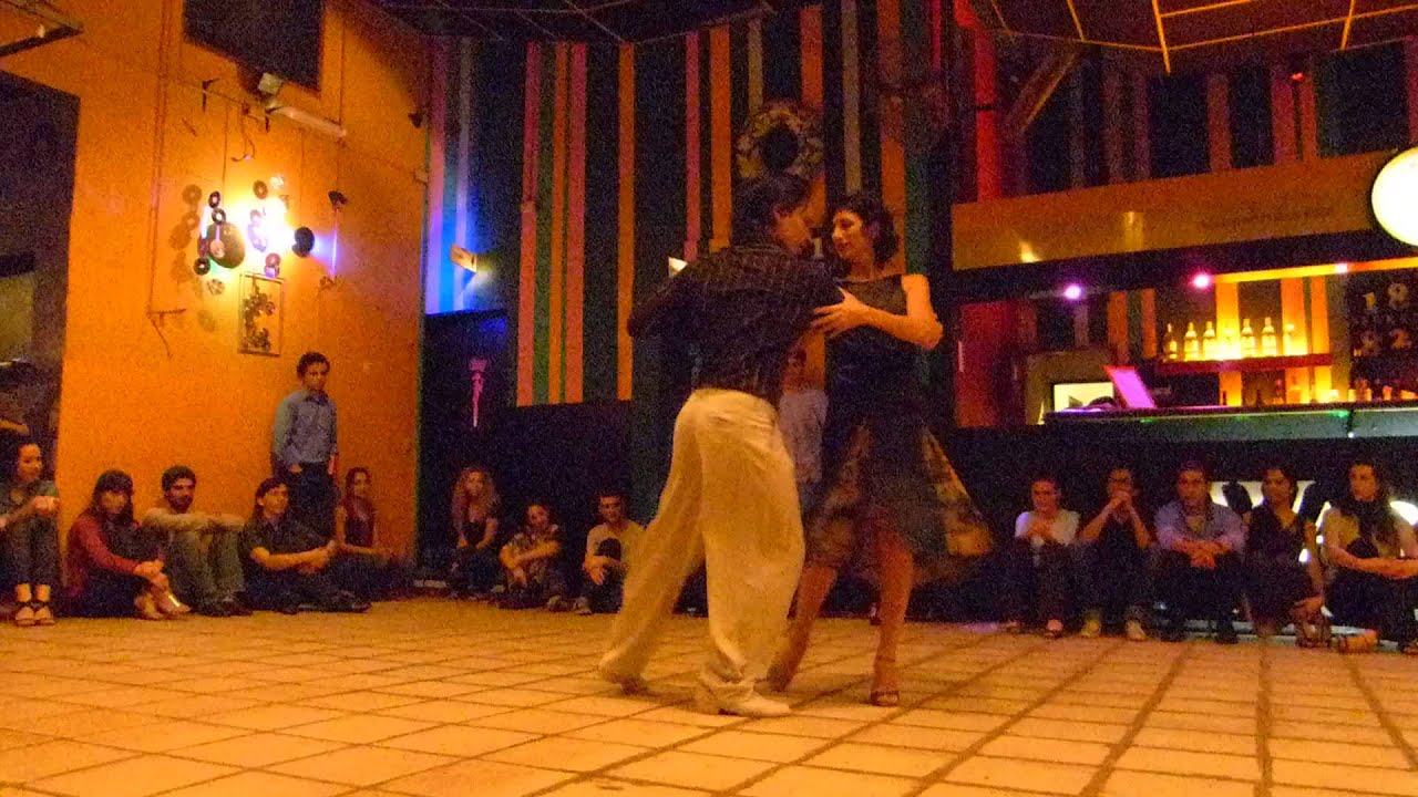 Gastón Torelli y Moira Castellano en la Milonguita de los miércoles -
