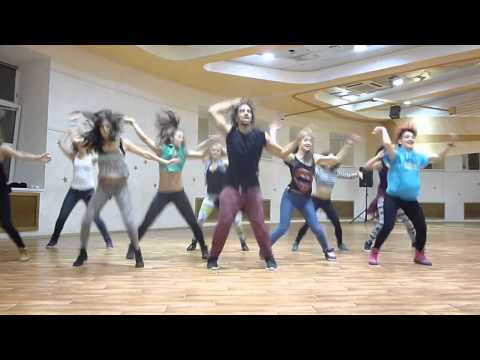 LIL'GBB (France) & ALL FRUITS RIPE GYALS crew (Russia) - Improvisation