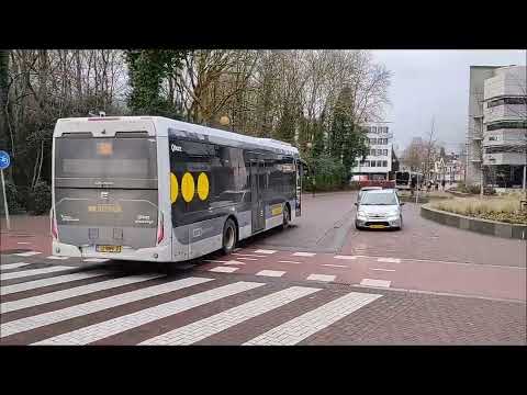 Bussen op Station Assen 05 01 2023