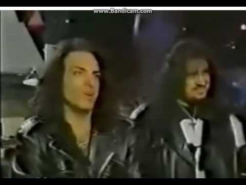 Gene gets pissed at Paul Stanley for being sincere