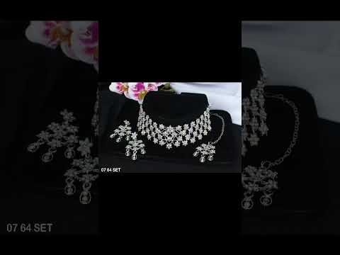 Ladies Imitation Choker Necklace Set