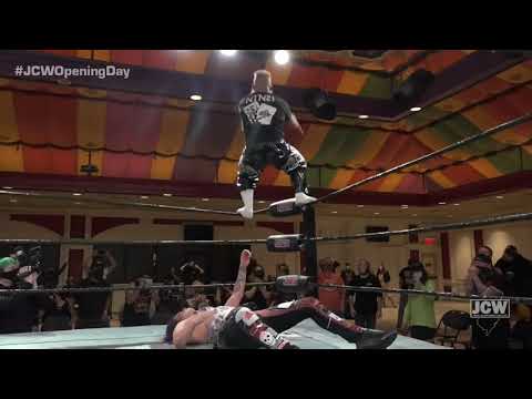 Ninja Mack Finisher - Phoenix 630° Senton