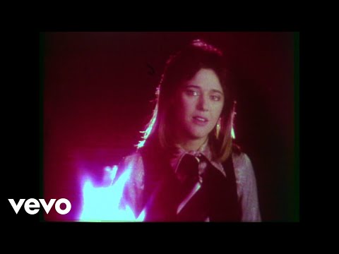 Suzi Quatro - If You Can't Give Me Love (Official Music Video)