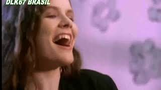 Edie Brickell &amp; New Bohemians   Love Like We Do VDownloader 1