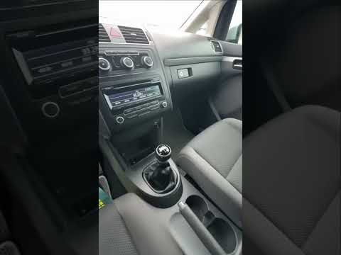 фото volkswagen touran i рестайлинг 0